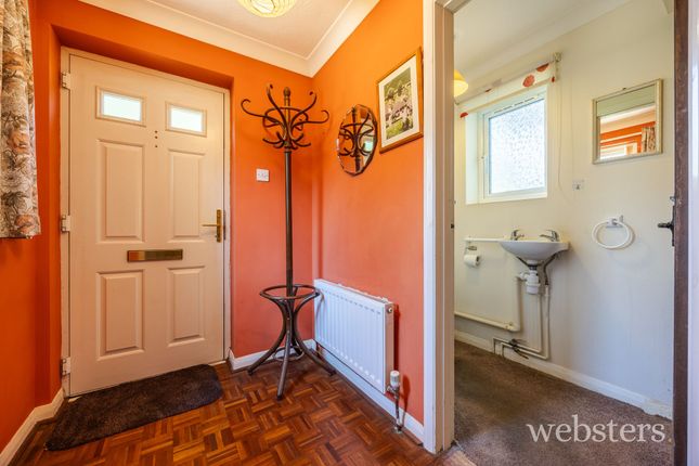 Searle House Mattishall Road, Dereham photo 4