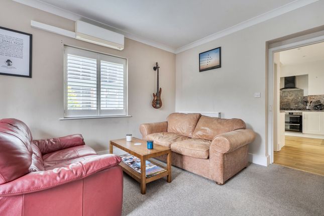 35 Fishbourne Road East, Chichester photo 4