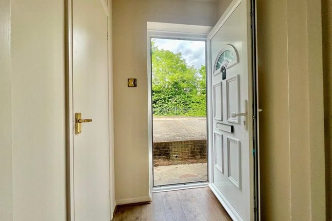 70a, Park Mead, Kent photo 2