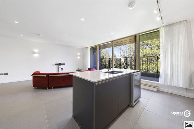 Flat 4, Infinity Court 2A Helenslea Avenue, London photo 3