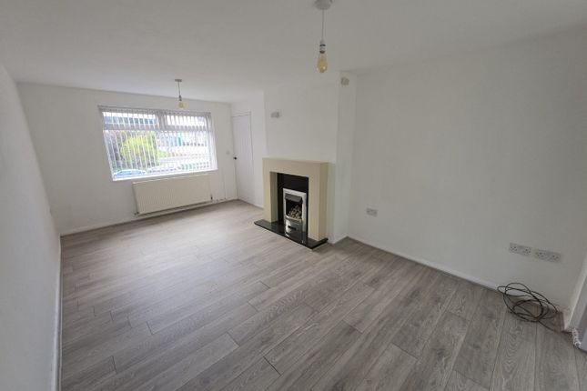25 Charnock Road, Culcheth, Cheshire photo 3