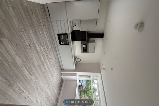 B Ivanhoe Terrace, Chester Le Street photo 2