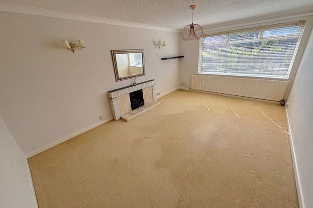 7, Beechwood Drive, Thornton Cleveleys photo 2