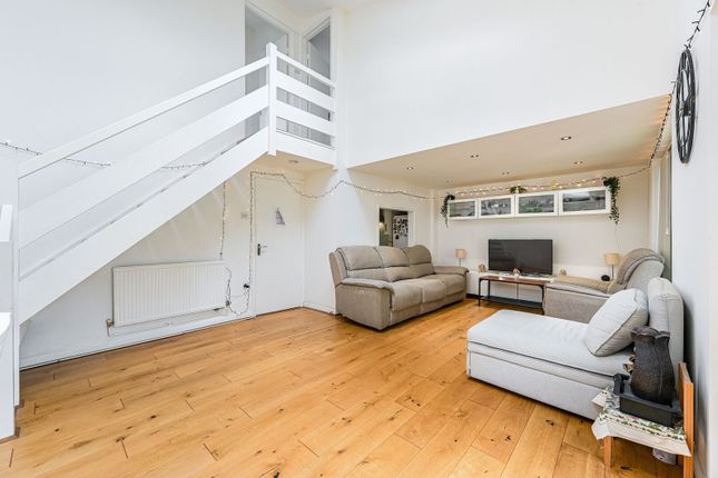Eastcombe Avenue, Blackheath photo 2