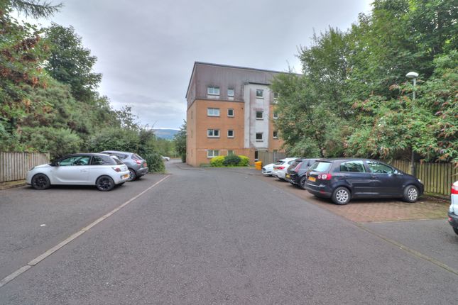 0/1 2 Dalreoch Place, Renton Road, Dumbarton photo 4