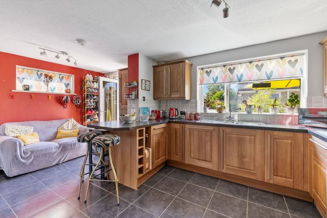 17, Roman Way, Chichester photo 4