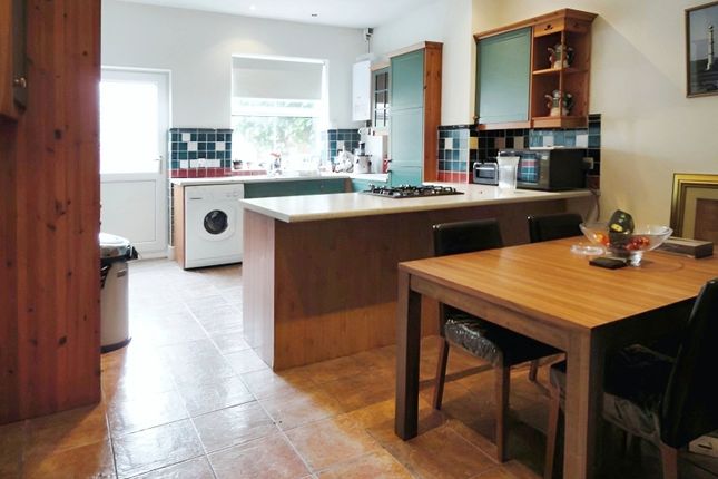 10, Altrincham Road, Cheshire photo 2