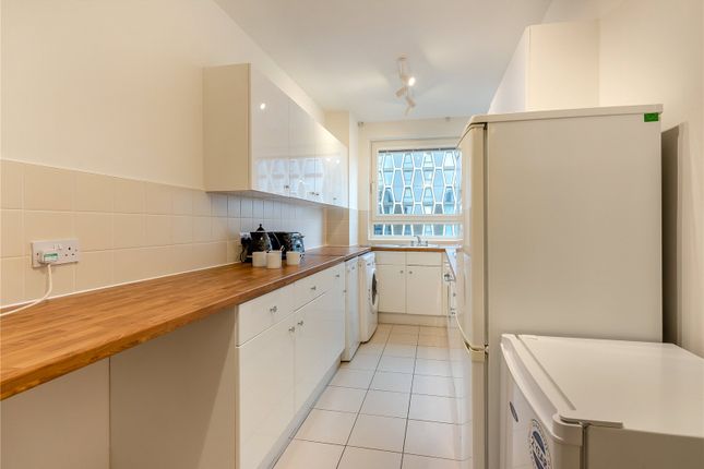 Flat to rent in Luke House, Abbey Orchard Street, Westminster