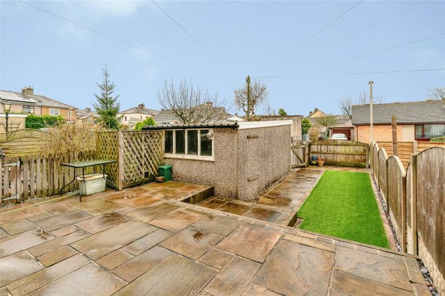 39, Priestfield Avenue, Lancashire photo 3