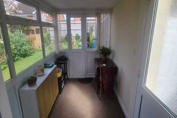 Bungalow to rent in Southway Drive, Yeovil