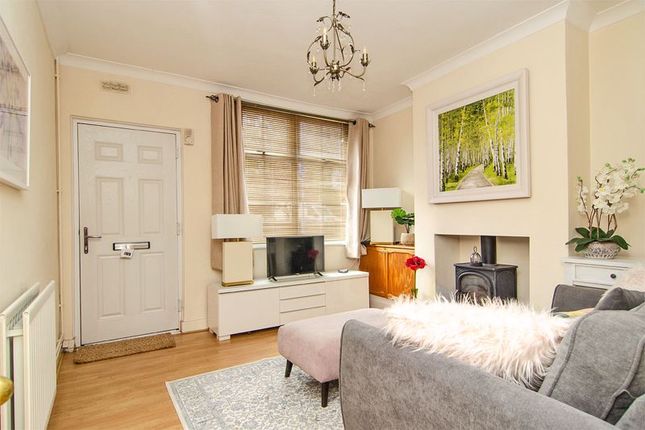 5, Hall Lane, Burntwood photo 2