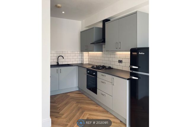 Thumbnail Flat to rent in The Warehouse, London