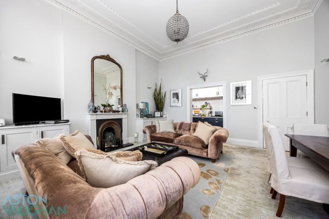 Flat 3, 11 Chichester Terrace, East Sussex photo 2