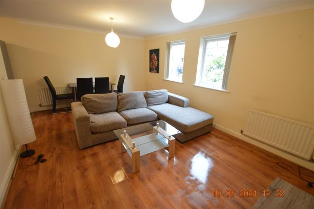 157, Chorlton Road, Manchester photo 2