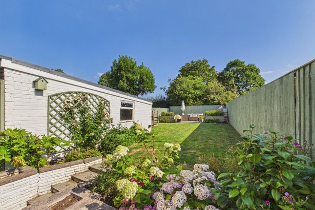 25, Holmwood Drive, Gloucester photo 4