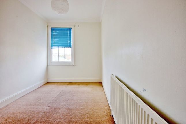 Flat for sale in Glenhurst Mansions, Southchurch Road, Southend-On-Sea
