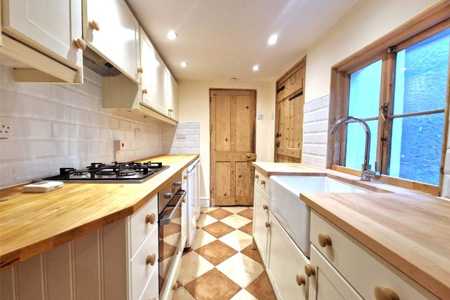 31, Bells Hill, Herts photo 2