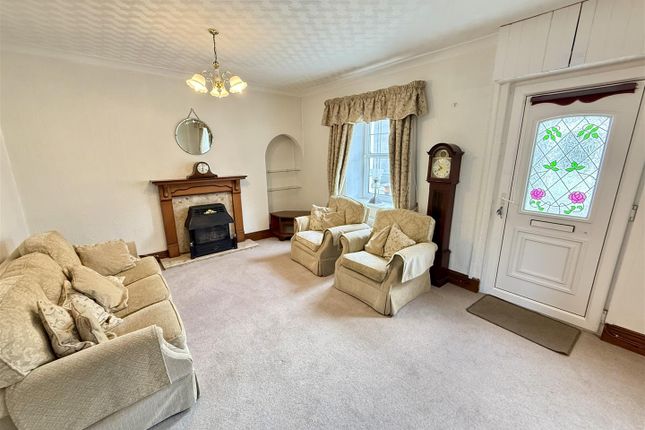 8, Regent Street, Aberaeron photo 3