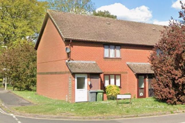 1-bed flat on 69, Alma Road, Bordon, £139,950