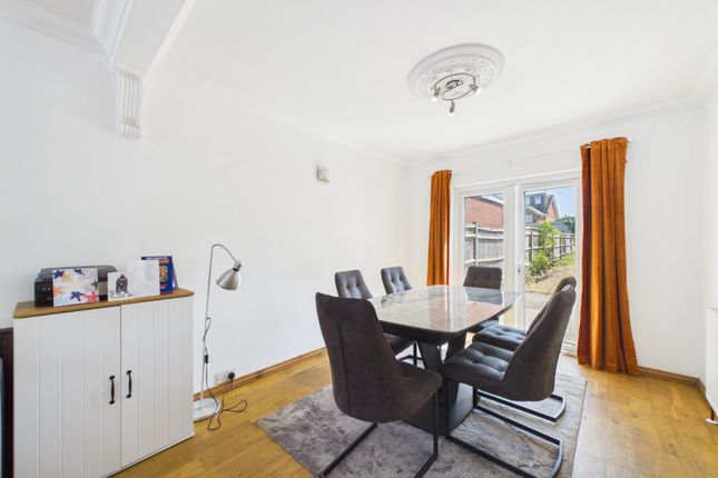 455, Basingstoke Road, Reading photo 4