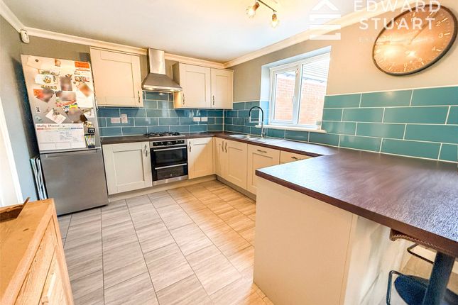 22, Clovelly Drive, Peterborough photo 4