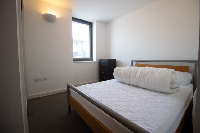 Flat for sale in Queens Road, Nottingham