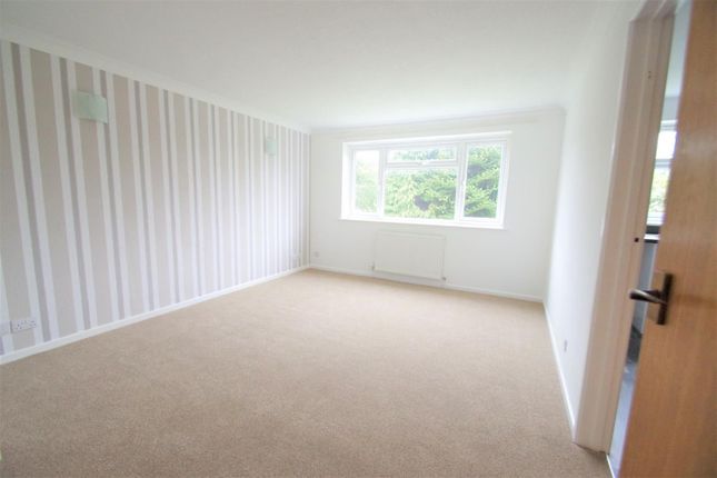 Flat 2 Florence Court, Sandown Road, Isle of Wight photo 4