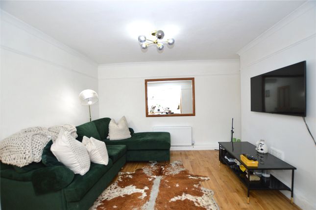 Flat to rent in Palace Court, 49-51 Palace Square, London