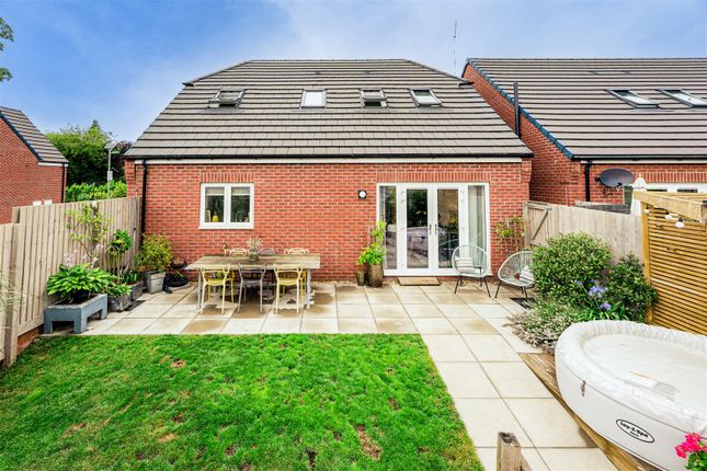 Detached house for sale in Finedon Road, Burton Latimer, Kettering