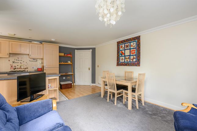 26, Bishopfields Drive, York photo 4