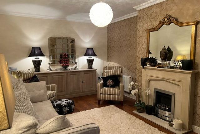 37, Sanderling Way, Porthcawl photo 4