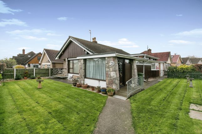 Thumbnail Bungalow for sale in Fairlands Crescent, Rhuddlan, Denbighshire