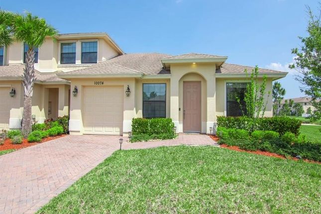 Town house for sale in 10074 W Villa Circle, Vero Beach, Florida, United States Of America
