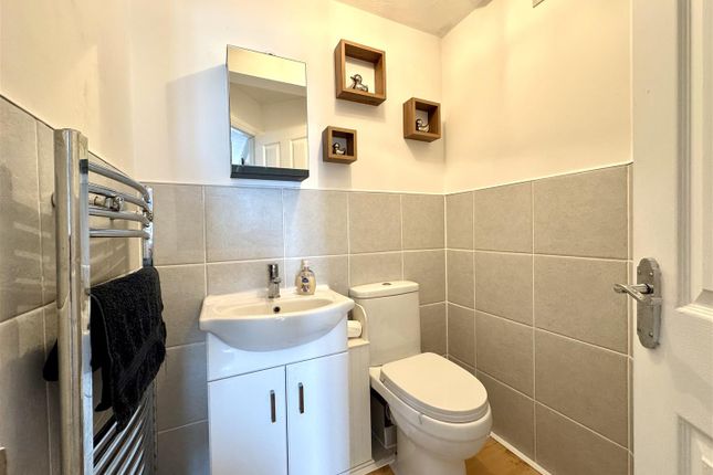 Cloakroom/WC