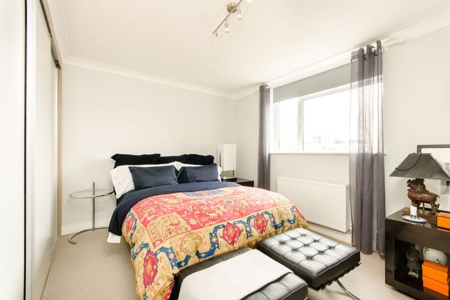 Thumbnail Flat to rent in Rayners Road, Putney, London