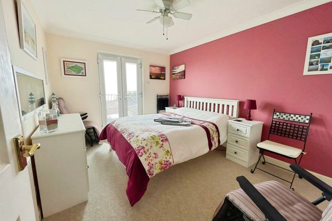 Flat 2, Belgrave View, 24, Zig Zag Road, Isle of Wight photo 3