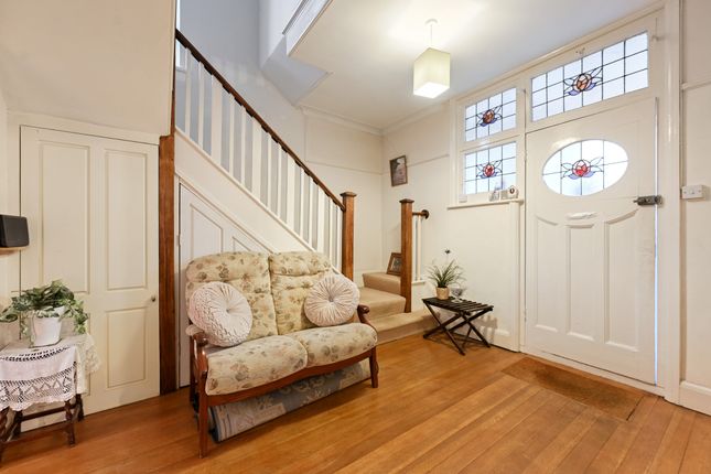 Ivy Road, London photo 2
