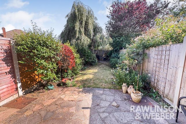 45, Dundas Gardens, West Molesey photo 3