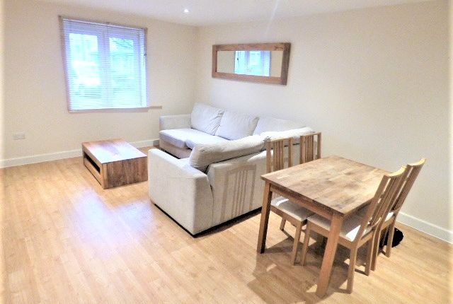 Rosegate House, 3 Hereford Road, London photo 4