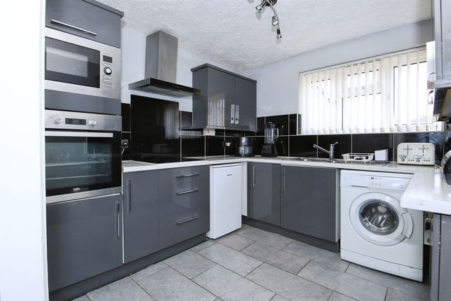 Flat 10, Eastgate Court, Peterborough photo 4