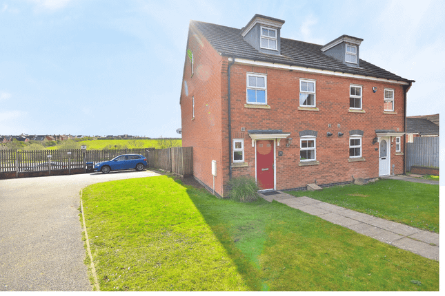 3-bed house on 39, Robinson Way, Northampton, £1,350/mo