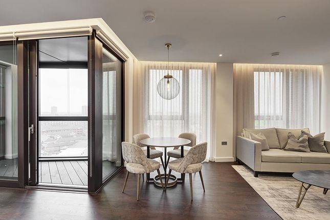 Flat to rent in The Residence, 4 Charles Clowes Walk, Nine Elms, London