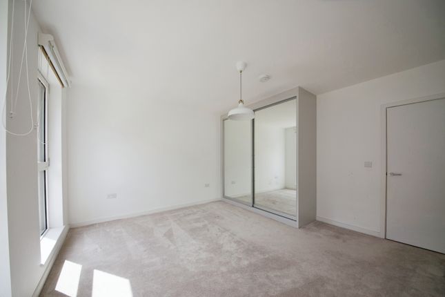Town house for sale in Shipbuilding Way, Upton Park, London