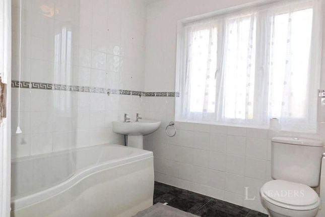 Room 4, 6, Northbrook Close, Portsmouth photo 3