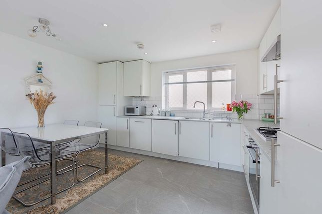 Flat for sale in Horsley Road, Maidenhead