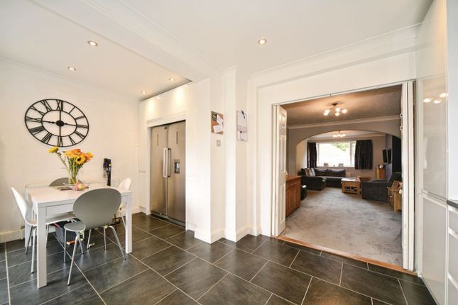 70, Gillmans Road, Orpington photo 4