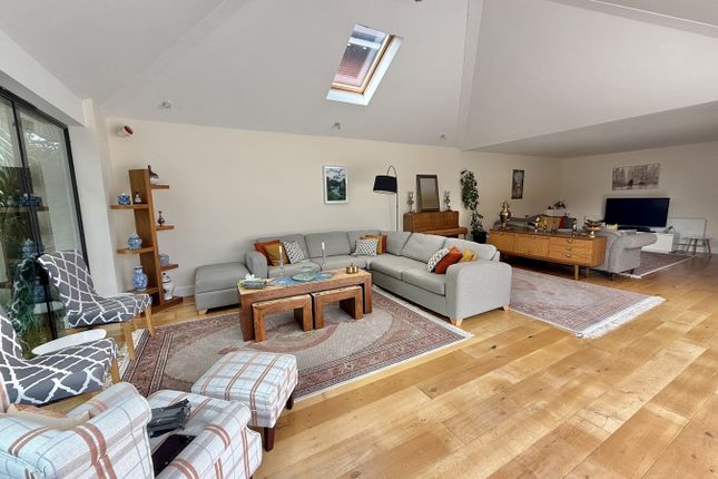 4a, Sandbanks Road, Poole photo 4