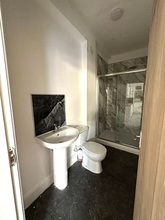 Upper Lichfield Street, Willenhall photo 5