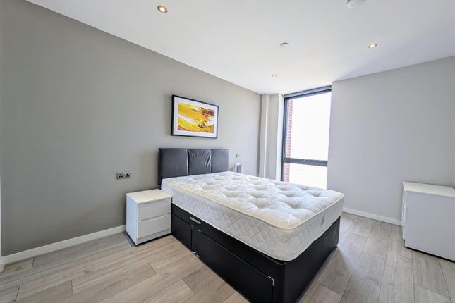 Apt 1208, 11, Park Central, Jesse Hartley Way, Liverpool photo 5