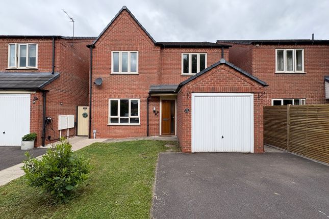 4-bed house on 13, Nottingham, £1,325/mo